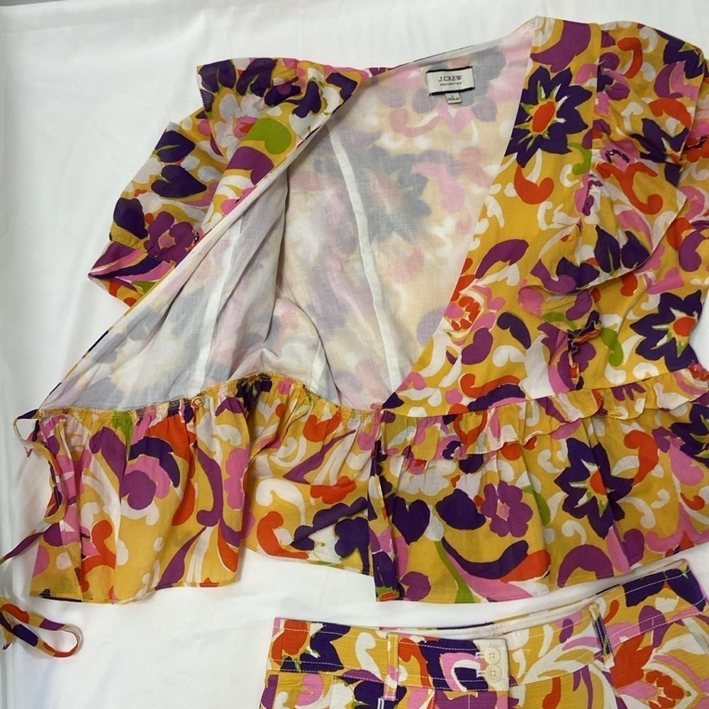 J.Crew Women’s Floral,Ruffle,Wrap,Cotton Top. Size- Large & Short Pants. Size-12 - Picture 9 of 16